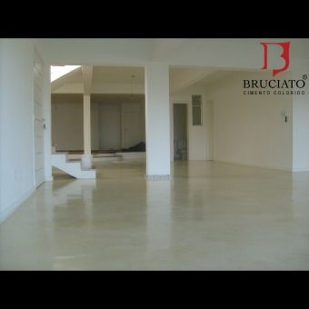 CIMENTO QUEIMADO - PISO